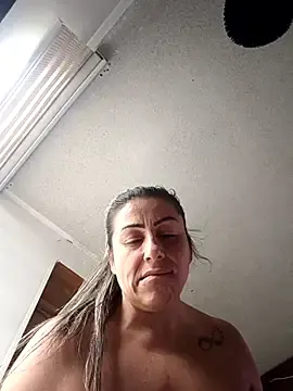 Stripchat Watch Live Sex Cams of maynor_1998