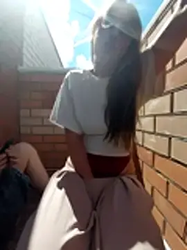 Stripchat Watch Live Sex Cams of caressyourself