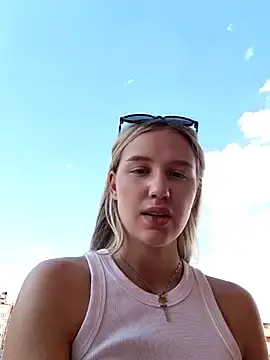 Stripchat Free Live Porn of caressyourself