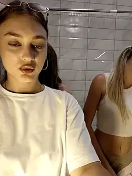 Stripchat Best live sex cam show of caressyourself