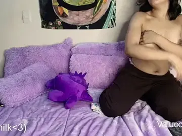 Stripchat Live Sex Cam of Valuysarauwu
