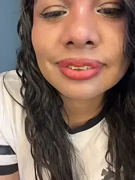 Stripchat Best Webcam of Rashell1_Queen