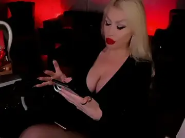 Stripchat Live Sex of FinDomGod
