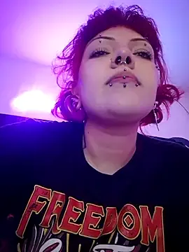 Stripchat Live Sex Cam of Sarah-Stoner