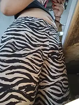 Stripchat Adult Webcam of Florxxx9