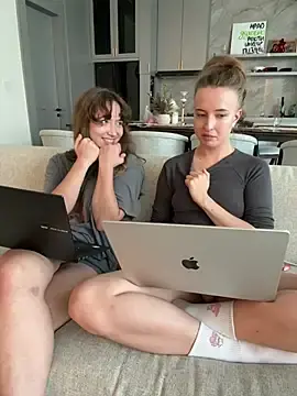 Stripchat Best Webcam of Nura_n_Sarah
