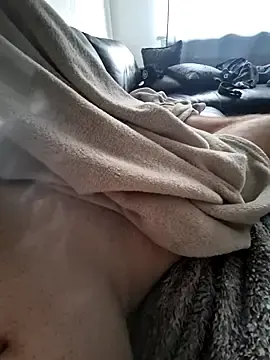 Stripchat Live Sex Cam of Smokeym123