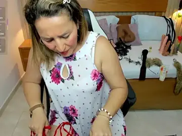 Stripchat Nude Webcam of luciana_ballesteros_