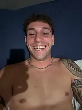 Stripchat Sex Cam of emanuel00220