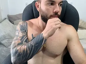 Stripchat Best live sex cam show of Isaac_Carter