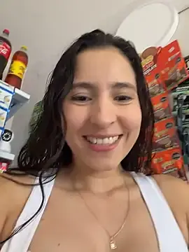 Stripchat Live Sex Cam of LittleDoll___