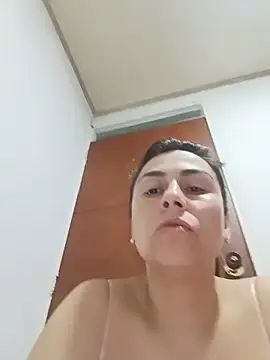 Stripchat Sex Cam of vanessa-titisM