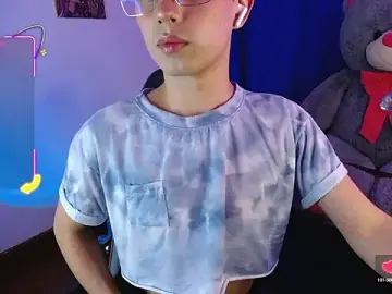 Stripchat Watch Live Sex Cams of OwenBluee
