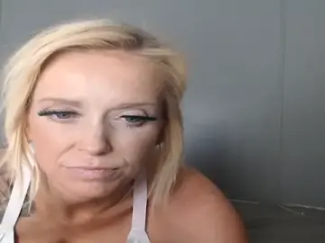 Stripchat Adult Webcams of jaidenangel