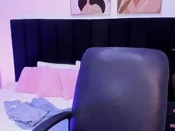 Stripchat Free Porn Cam of dullce77