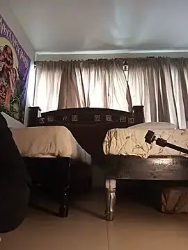 Stripchat Live Sex Cam of MINI_Petite