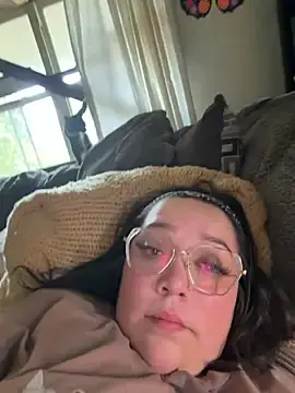 Stripchat Watch Live Sex Cams of feralfarrahxoxo
