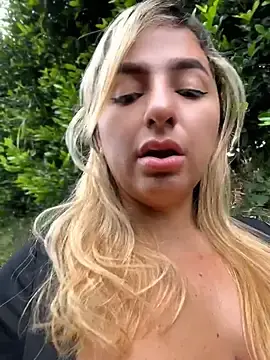 Stripchat Nude Webcam of sammyqueenx21
