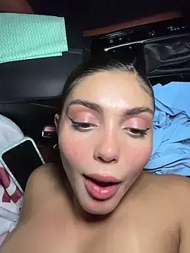 Stripchat Sex Cam of zui_lu