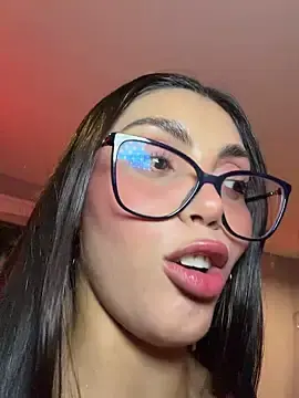 Stripchat Watch Live Sex Cams of zui_lu