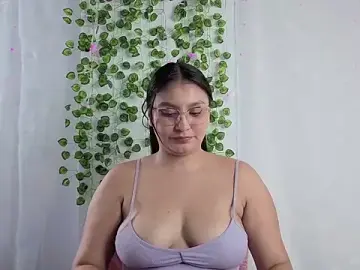 Stripchat Nude Webcam of Ambermuse7