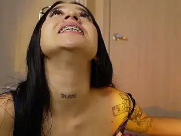 Stripchat Best live sex cam show of EriKlein
