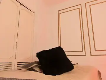 Stripchat Live Sex Cam of emily_gaviria1