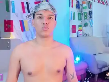 Stripchat Live Sex of ryan_carter08