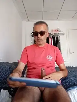 Stripchat Best Webcam of EmilioTaladdro
