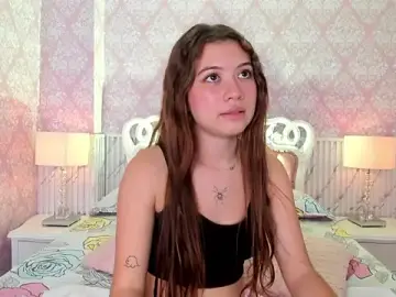 Stripchat Adult Video Chat of Hellencute18_