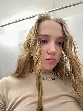 Stripchat Sex Cam of bambi_lu