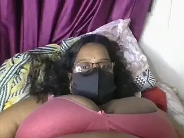 Stripchat Nude Webcam of hootypriya