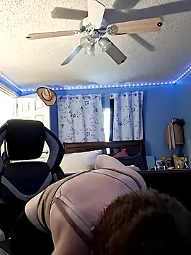 Stripchat Free Live Porn of MaddieBoo1