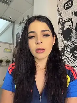 Stripchat Free Live Porn of ArieliciousXXX