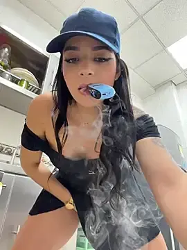Stripchat Sex Cam of ArieliciousXXX