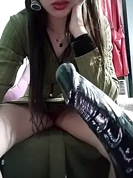 Stripchat Free Porn Cam of Noor_Darliing