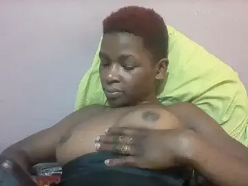 Stripchat Free Live Porn of kadolie