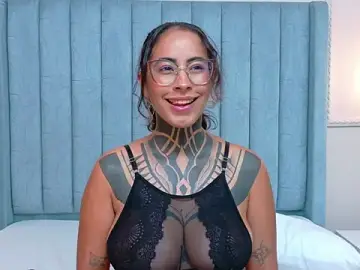 Stripchat Live Porn of NicoleBlum