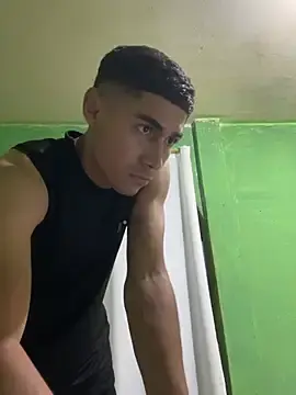 Stripchat Sex Cam of follladorr