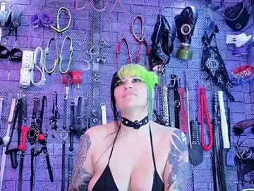 Stripchat Live Sex Cam of PANDORANEZZ