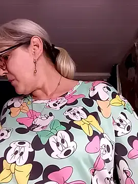 Stripchat Adult Webcam of irinamaux