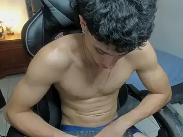 Stripchat Sex Cam of enzo_sloran