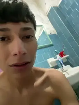 Stripchat Sex Chat of glopetitooo