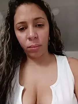 Stripchat Sex Chat of kiki_milu