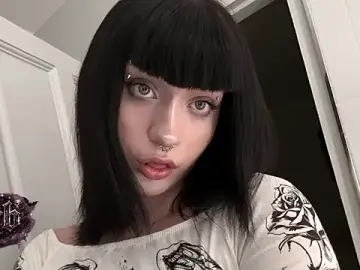 Stripchat Free Live Porn of Vailyreb_