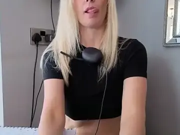 Stripchat Watch Live Sex Cams of Bonnie_Ryder