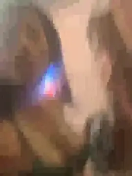 Stripchat Free Live Porn of Kellye_hotTs