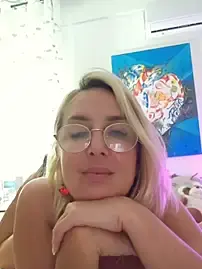 Stripchat Nude Webcam of MariaRichi_