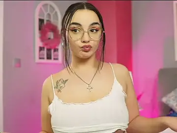 Stripchat Sex Cam of ScarletVex