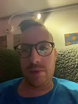 Stripchat Watch Live Sex Cams of Elian-Luca